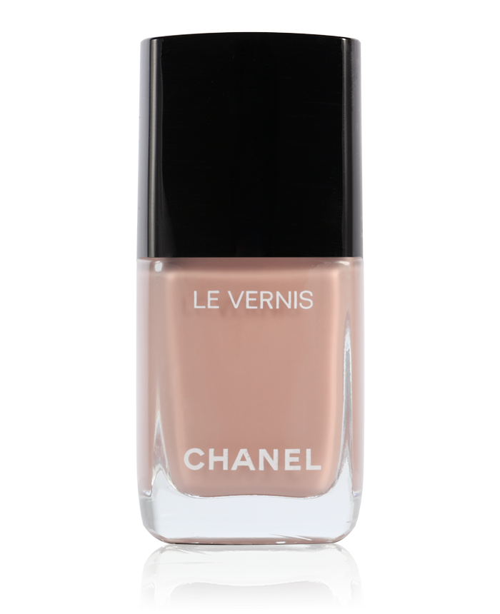 Chanel 504 Organdi #AcrylicNailsShort  Chanel nagellack, Chanel nägel,  Squoval nägel